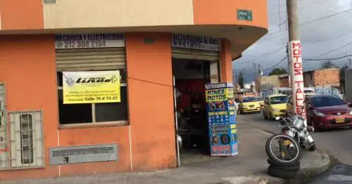 RECTIFICADORA DE RINES MOTOS Y AUTOS RECTIFICADORA DE RINES MOTOS Y AUTOS